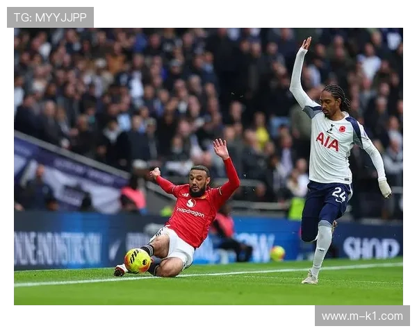 曼联2-2读秒绝平热刺,德里赫特救主避免四连败 曼联2-2读秒绝平热刺,德里赫特救主避免四连败